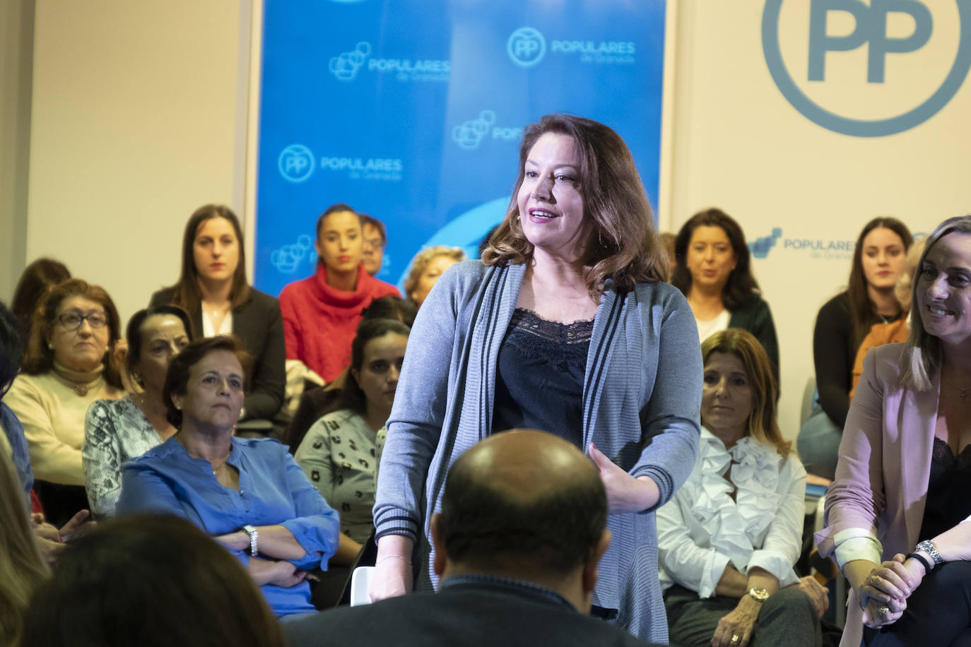 El presidente de la Junta de Andalucía y lider del PP andaluz ha confrontado las «recetas económicas» de Sánchez frente a las reformas iniciadas por el «Gobierno del cambio» en Andalucía