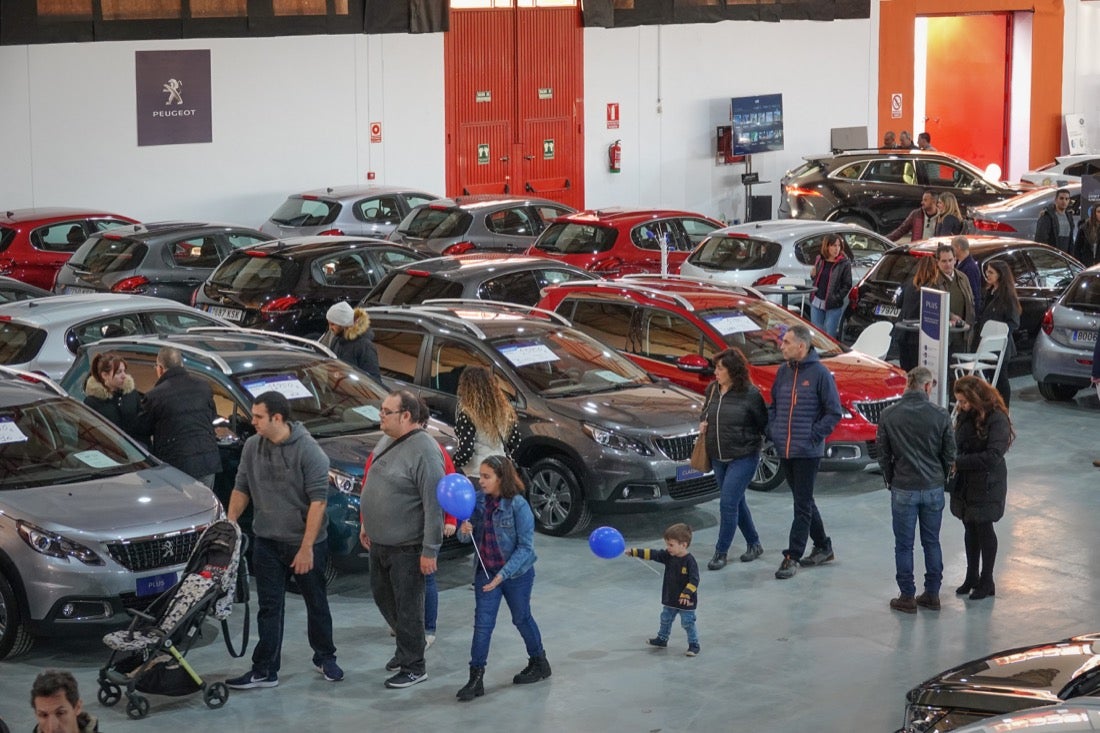 Fotos: Coches para todos los gustos a precios asequibles en la Feria del Motor de Granada