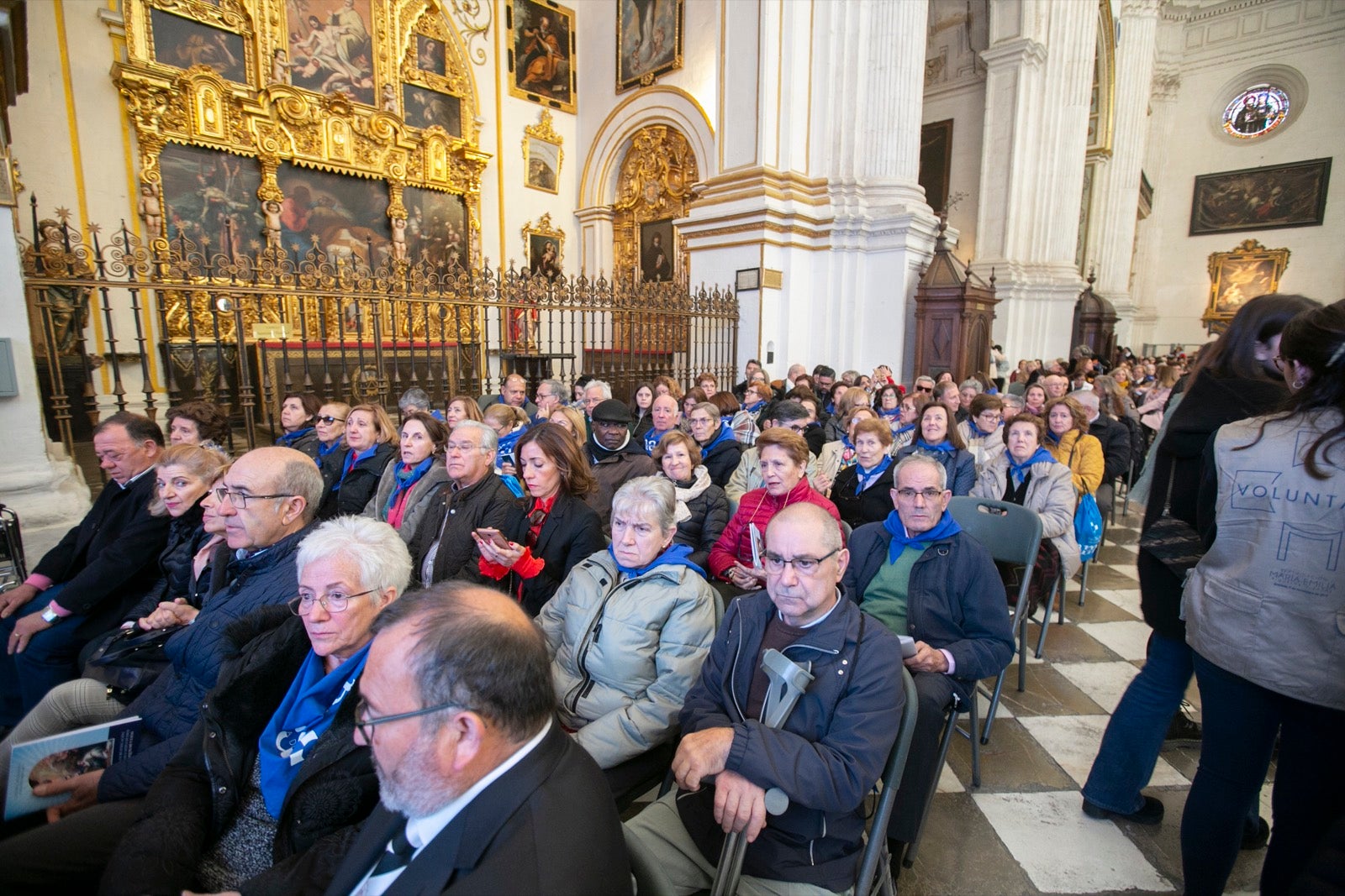 Los mejores momentos y el ambiente de lo vivido en la catedral de Granada este sábado.