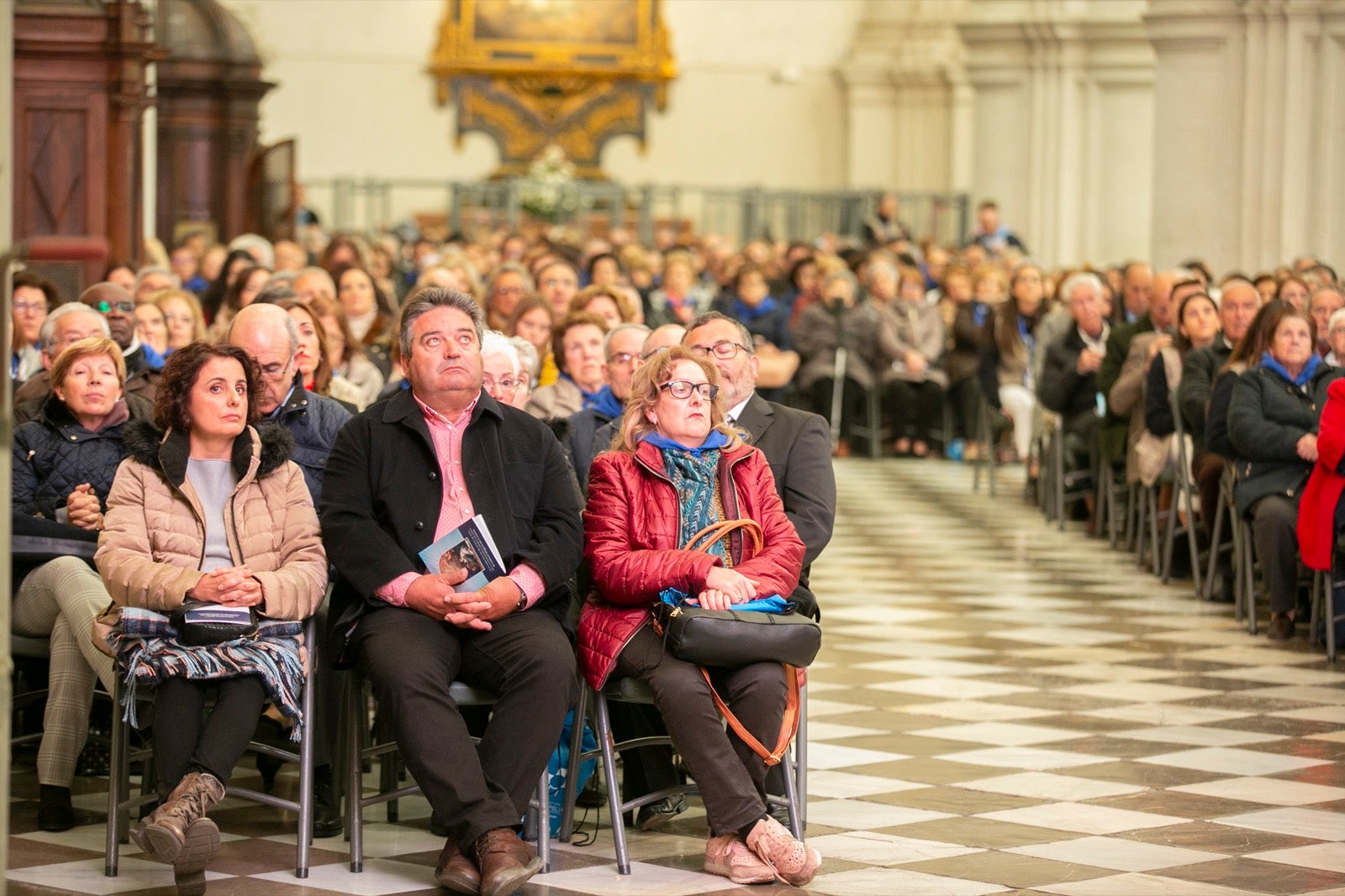 Los mejores momentos y el ambiente de lo vivido en la catedral de Granada este sábado.