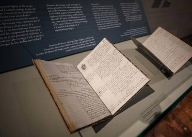 Imagen secundaria 1 - La exposición está instalada en el Hospital Real.