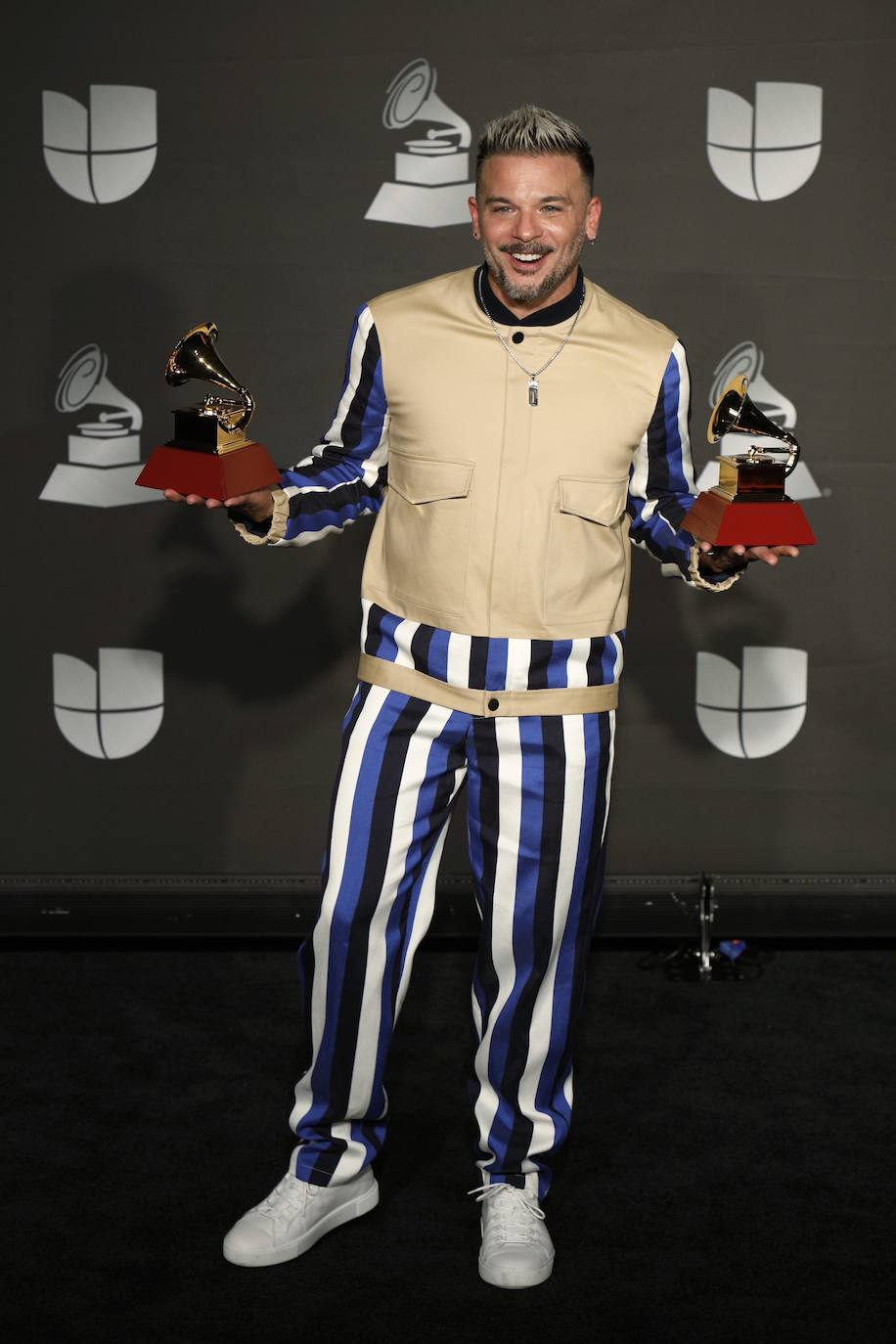 La artista española logró cinco de los seis premios a los que estaba nominada 