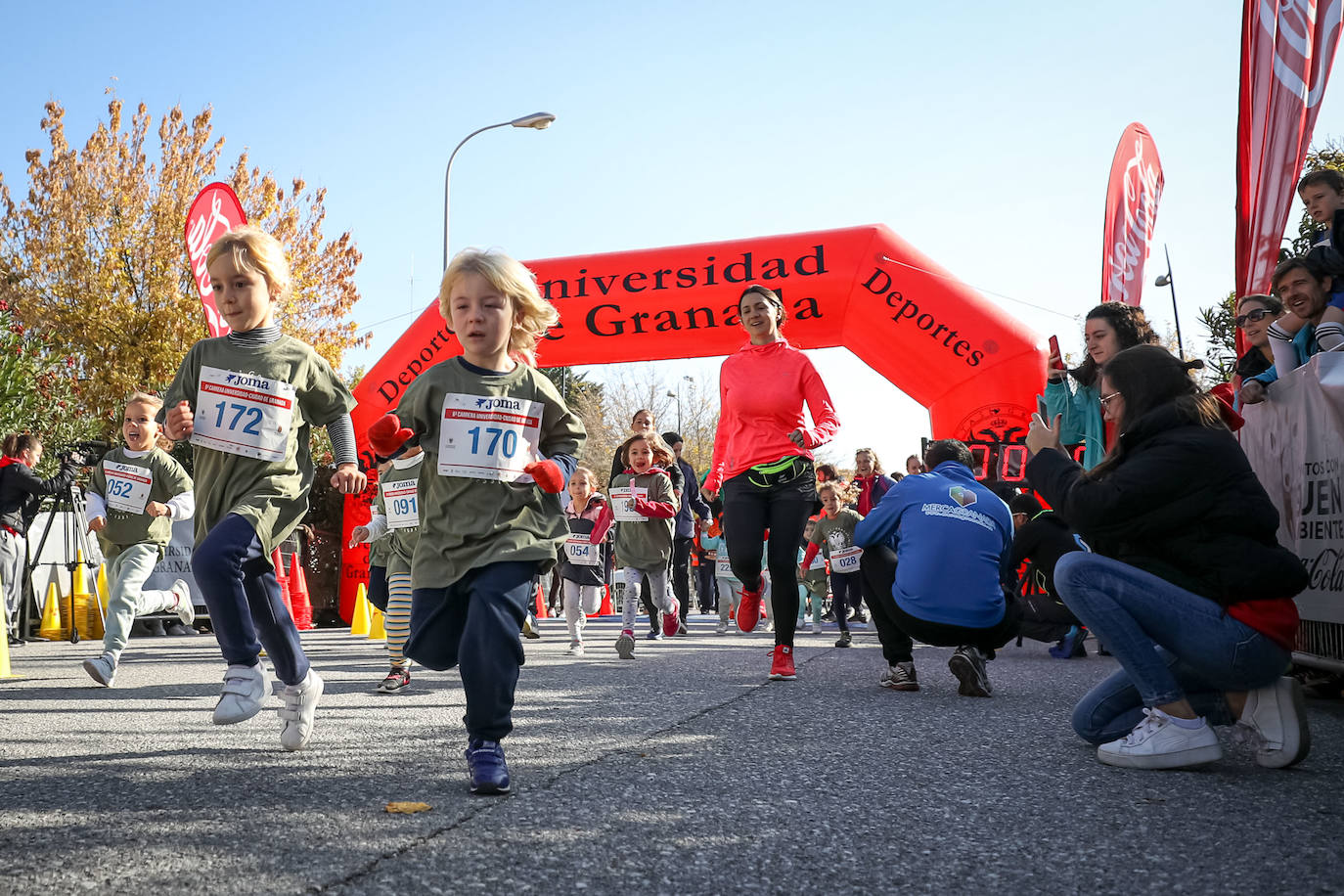 240 niños y niñas participan en la primera jornada de la sexta edición de la Carrera Universidad Ciudad de Granada