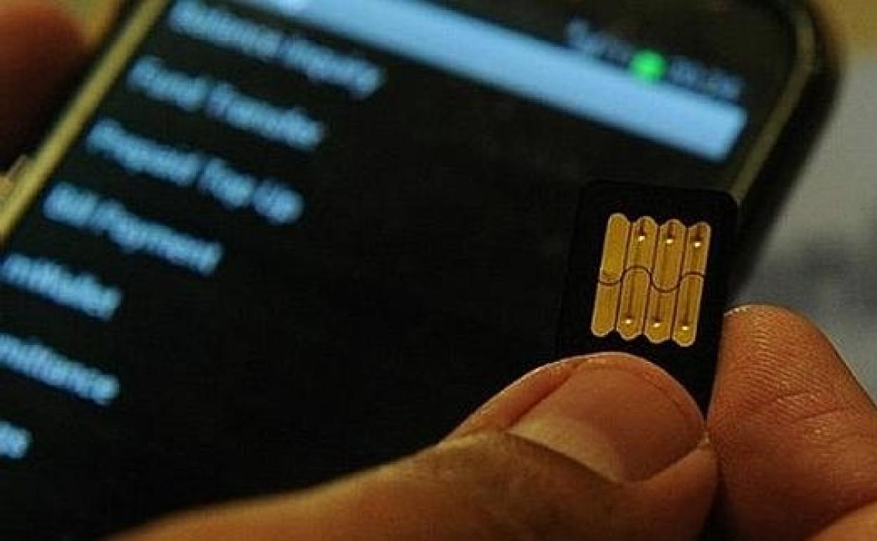 Tarjetas SIM | Alerta por el peligroso timo con el que pueden acceder a tu cuenta del banco