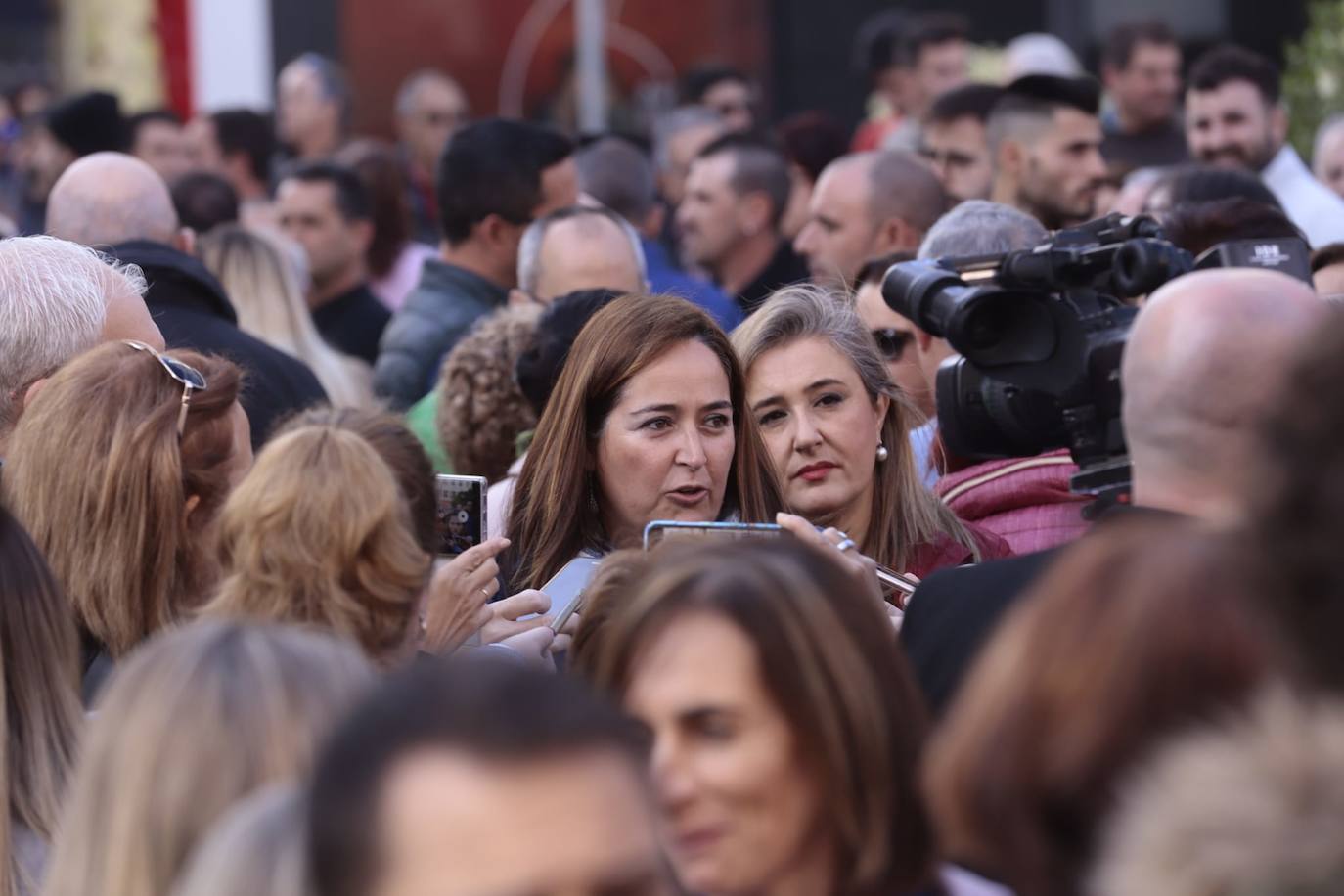 Miles de personas se han citado hoy en Motril para protestar por la situación del campo y pedir soluciones