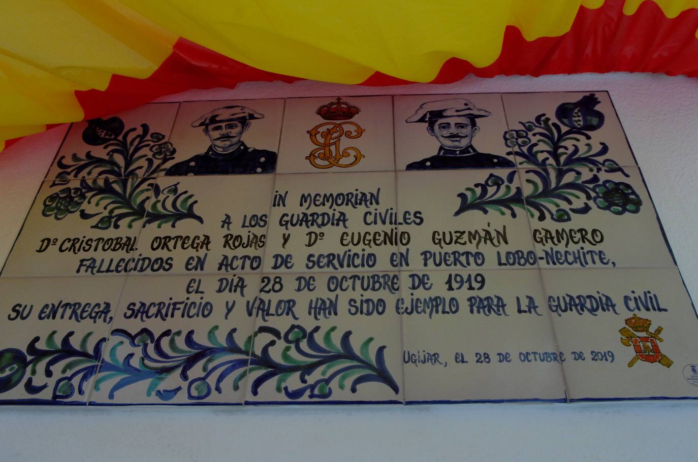 Fotos: Así ha sido el homenaje a los dos guardias civiles asesinados en Granada hace un siglo