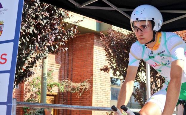 Carlos Rodríguez, joya ciclismo español ya Ineos Ideal