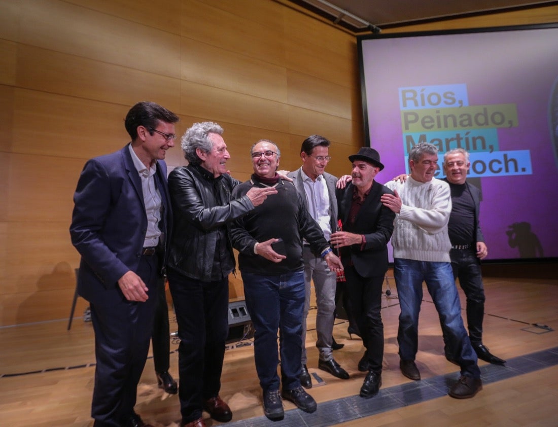 Miguel Ríos y el Planta Baja reciben los premios en el Parque de las Ciencias 