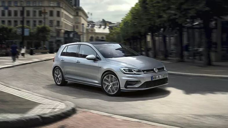 3. Volkswagen Golf