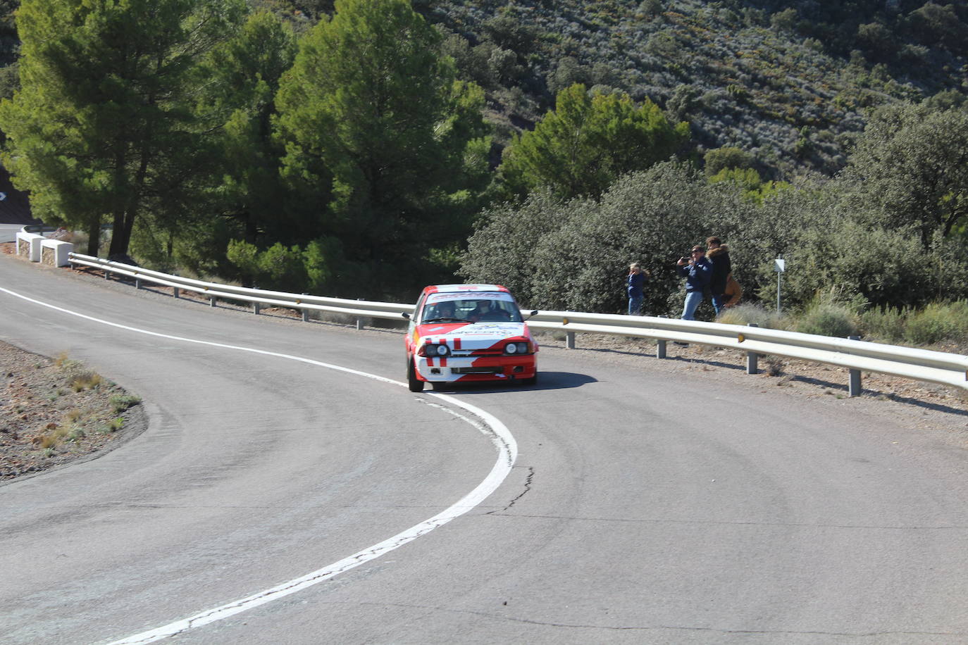 El piloto del Automóvil Club Almería ha dominado los dos primeros tramos