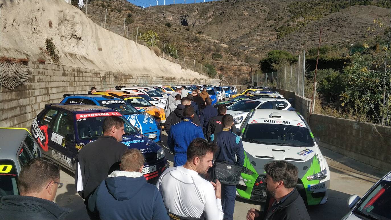 El piloto del Automóvil Club Almería ha dominado los dos primeros tramos