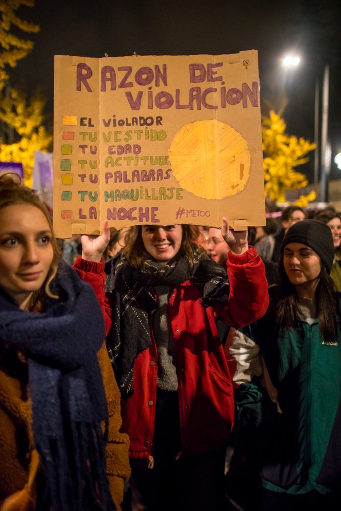 Repasa los carteles de la manifestación feminista contra la violencia de género de este 25N en Granada 
