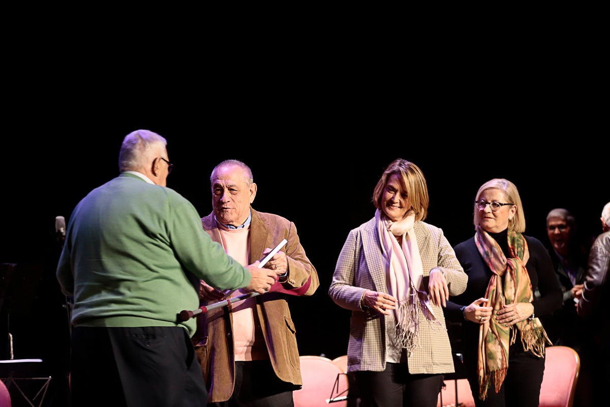 La entidad cumplía 89 años y varios de sus miembros recibieron un merecido homenaje