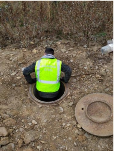 Encontrar una plantación en un zulo en mitad de un barranco de muy difícil acceso es la primera vez que ocurre en la provincia de Granada.