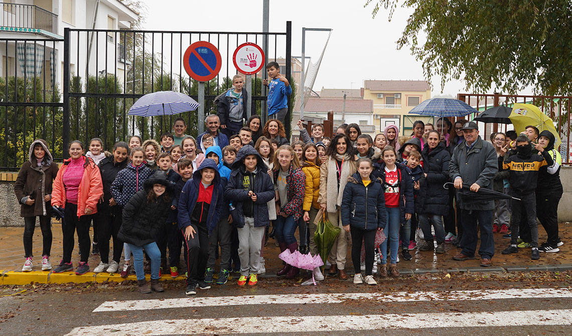 Señales contra la violencia de género en Mengíbar. 