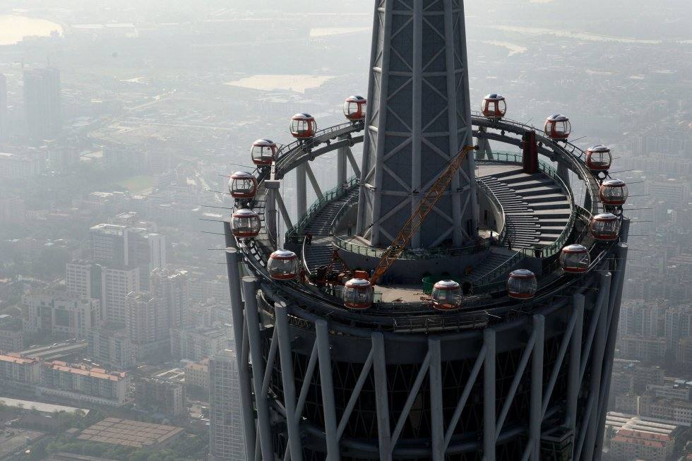 The Canton Tower (Guangzhou) 