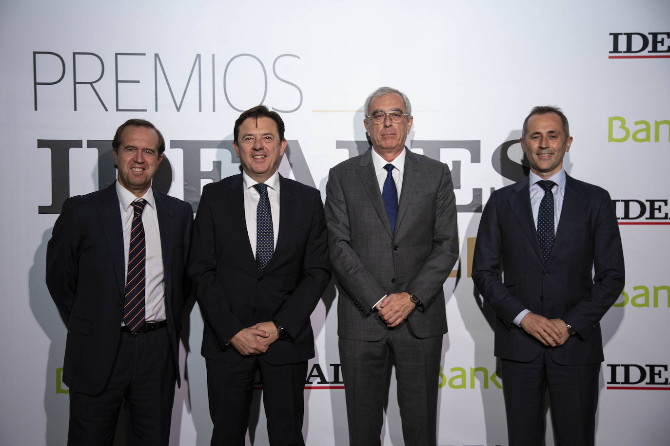 Más de 200 personas se han dado cita en el Varadero del Puerto de Almería para asistir a la gala de entrega de estos galardones que reconocen el talento almeriense 