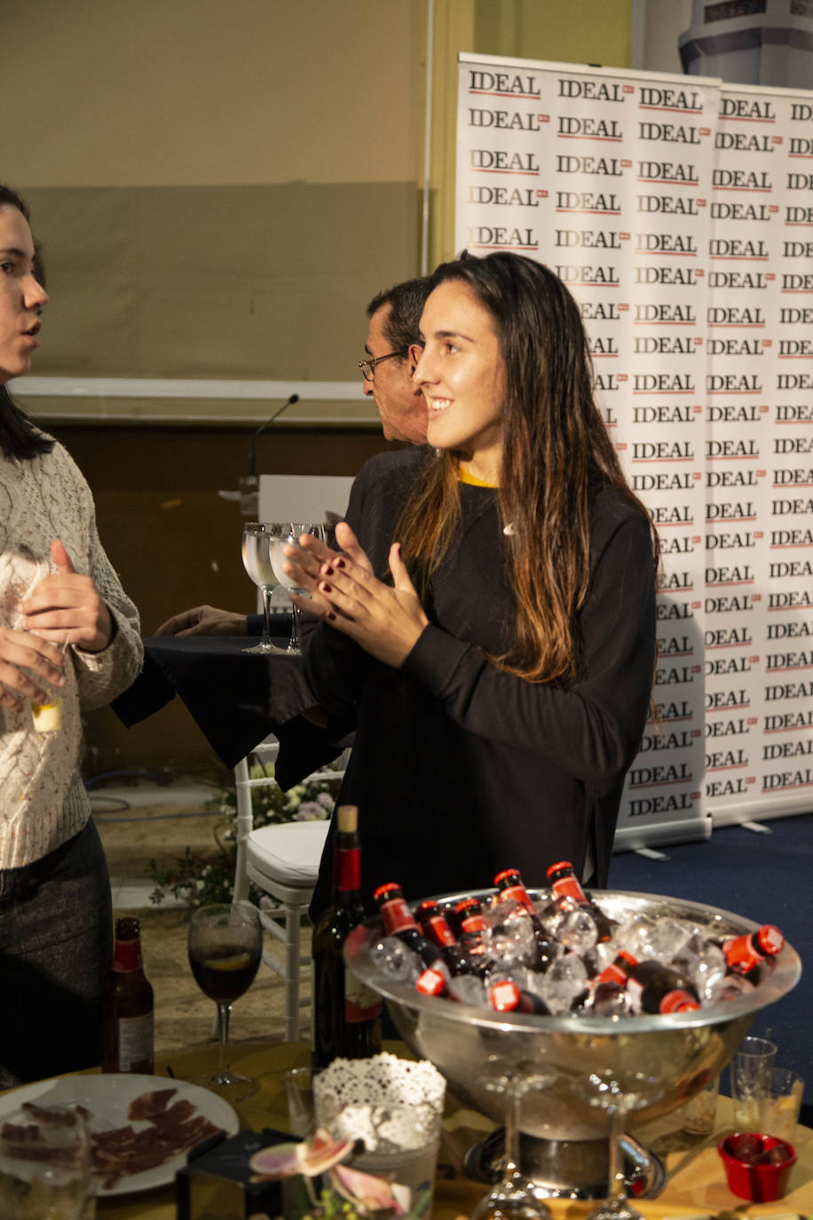 Más de 200 personas se han dado cita en el Varadero del Puerto de Almería para asistir a la gala de entrega de estos galardones que reconocen el talento almeriense 