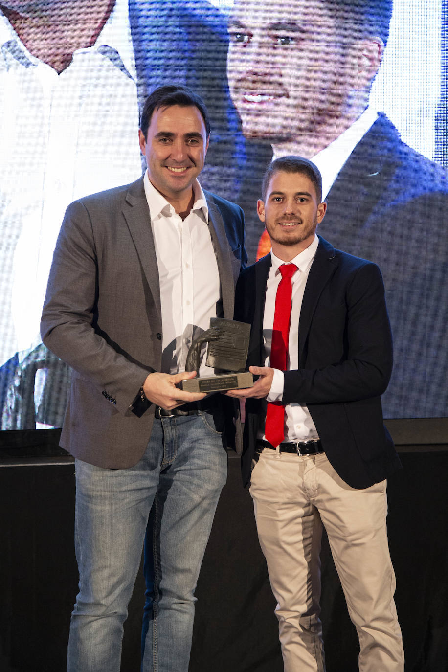 Más de 200 personas se han dado cita en el Varadero del Puerto de Almería para asistir a la gala de entrega de estos galardones que reconocen el talento almeriense 
