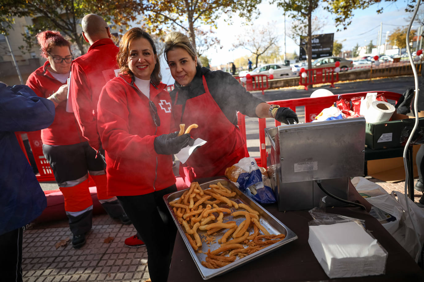 Muchos corredores han acudido disfrazados a una cita que cumple su octava edición