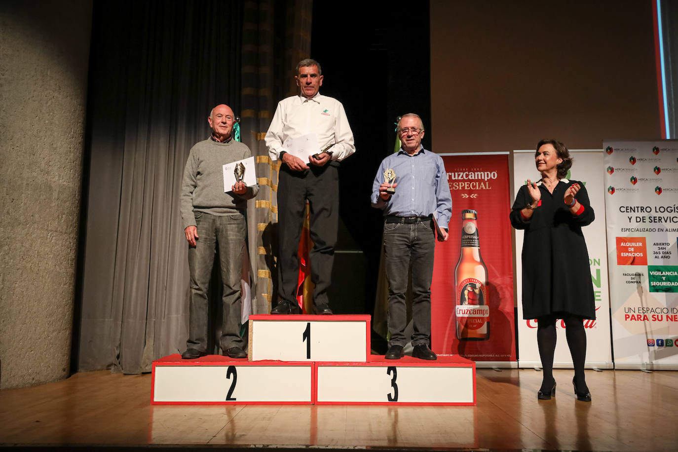 El Gran Premio de Fondo Diputación clausura su XXXII edición con la habitual gala con la que se premia a los corredores que lo pelean