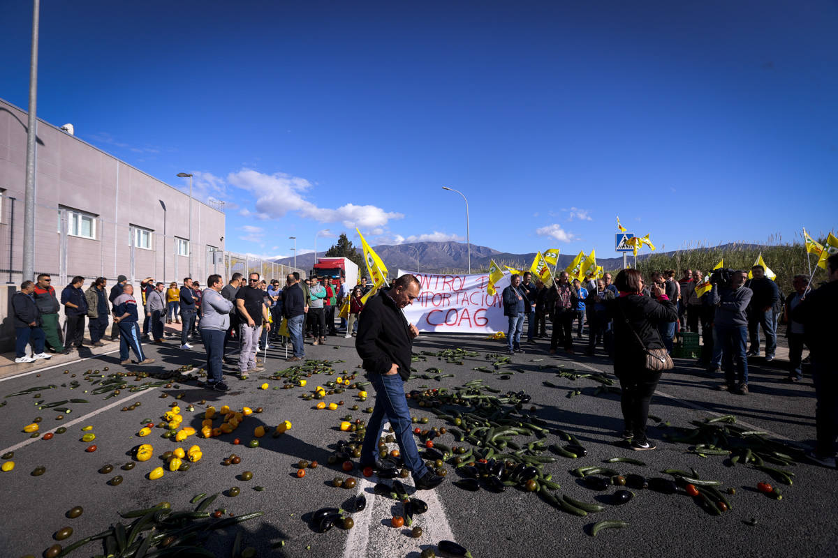 Aseguran que si la situación no cambia están abocados a una «guerra» por la supervivencia y anuncian futuras movilizaciones