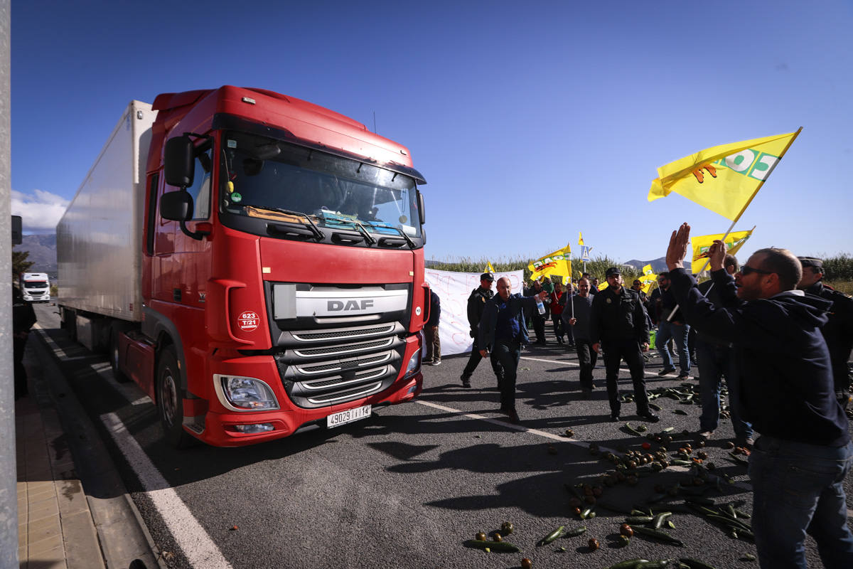 Aseguran que si la situación no cambia están abocados a una «guerra» por la supervivencia y anuncian futuras movilizaciones