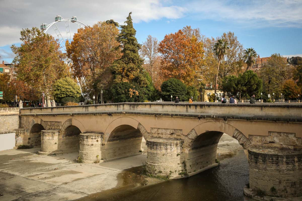 La capital nazarí ofrece paisajes bellos y penetrantes en la estación otoñal | La Alhambra, el centro... todos los rincones ofrecen hermosas estampas