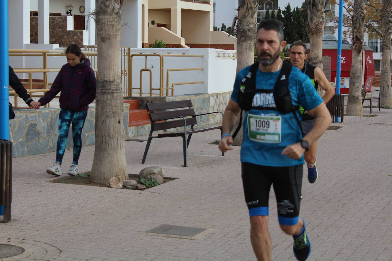 Medio millar de atletas han participado en la quinta edición de la Ultra Maratón Costa de Almería