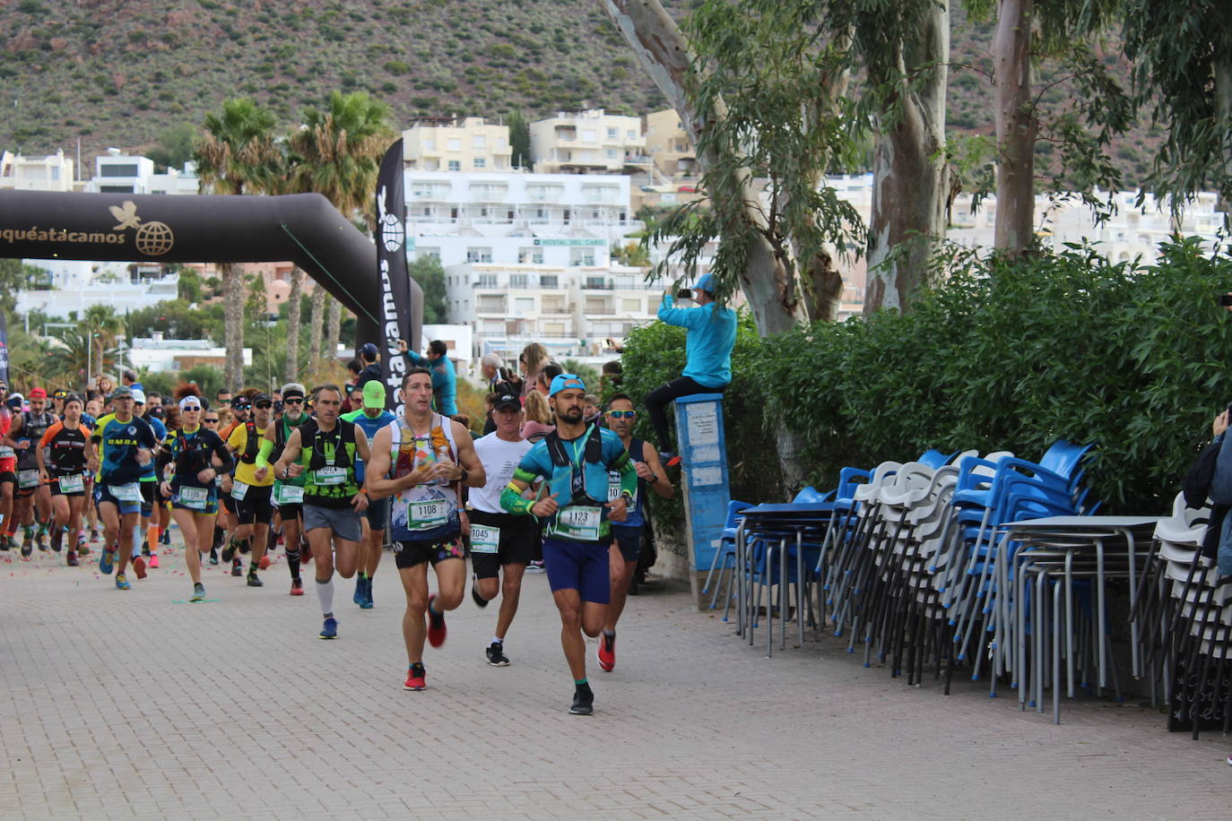 Medio millar de atletas han participado en la quinta edición de la Ultra Maratón Costa de Almería