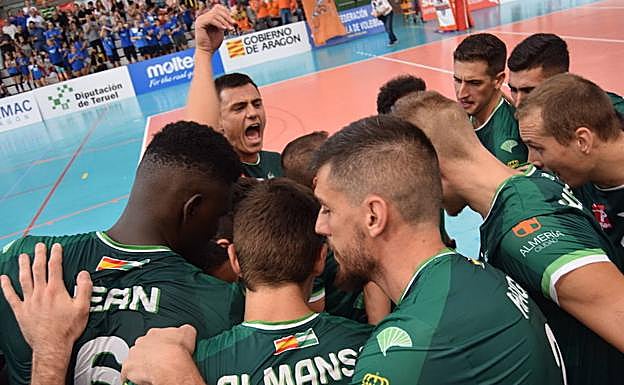 Unicaja Costa de Almería se conjura para conseguir un triunfo que permita conseguir metas. 