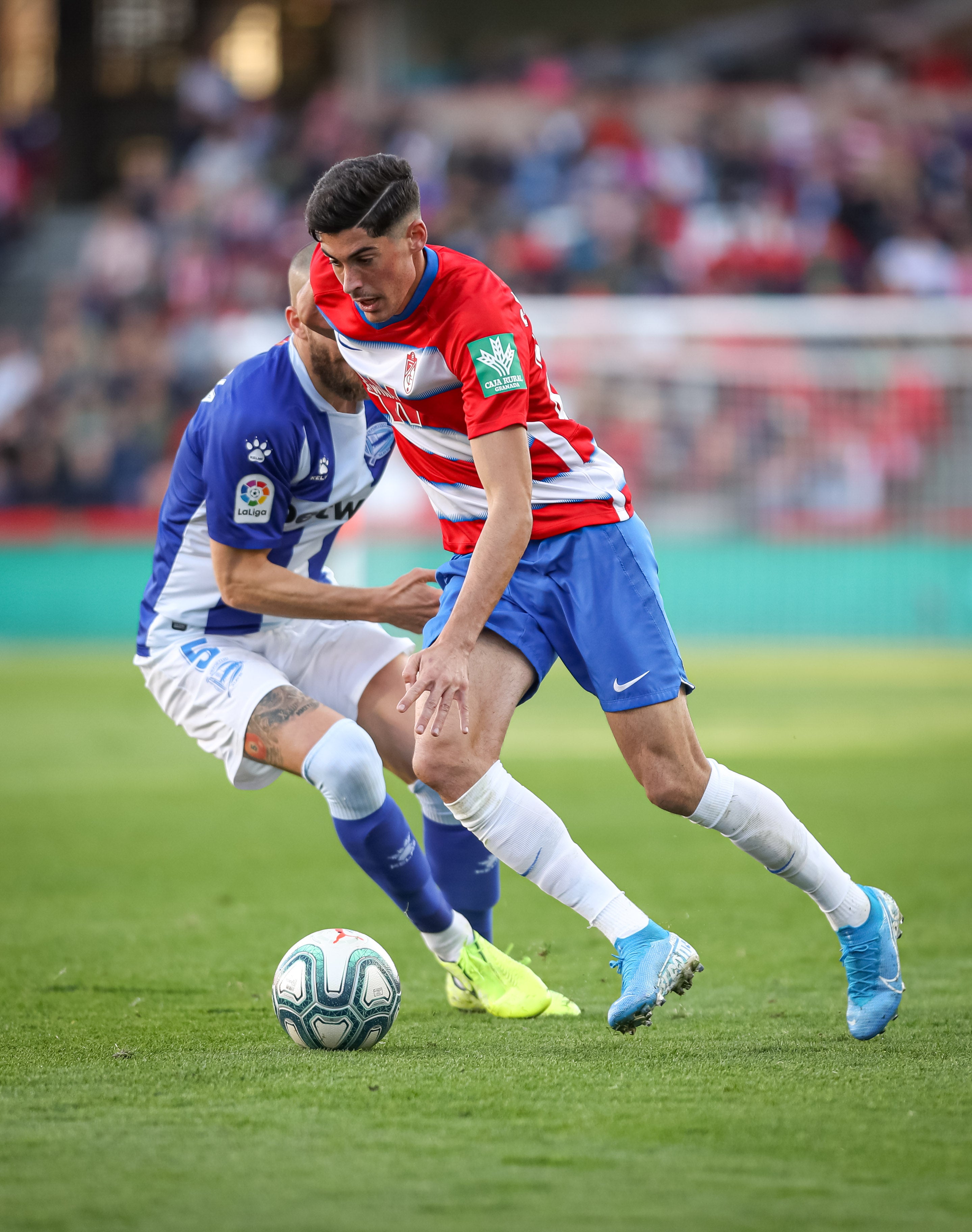 Repasa los mejores momentos del choque que ha enfrentado a dos rivales directos en Los Cármenes