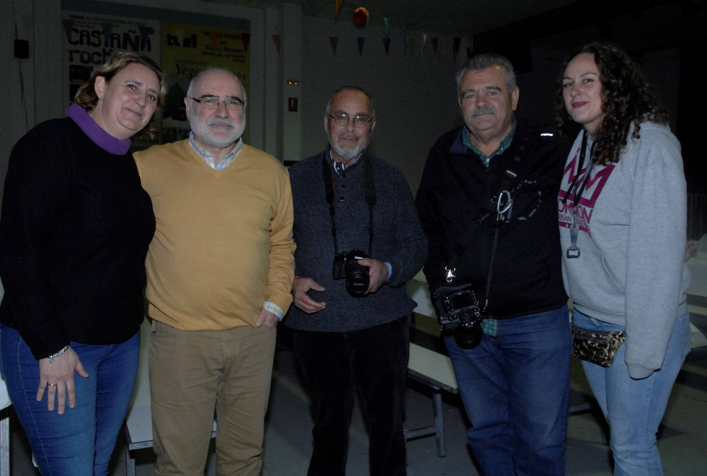 Hubo bingo, sorteos, borrachuelos y rosetas. Yegen cuenta con uno de los salones culturales y de fiestas más grandes de la comarca de La Alpujarra 