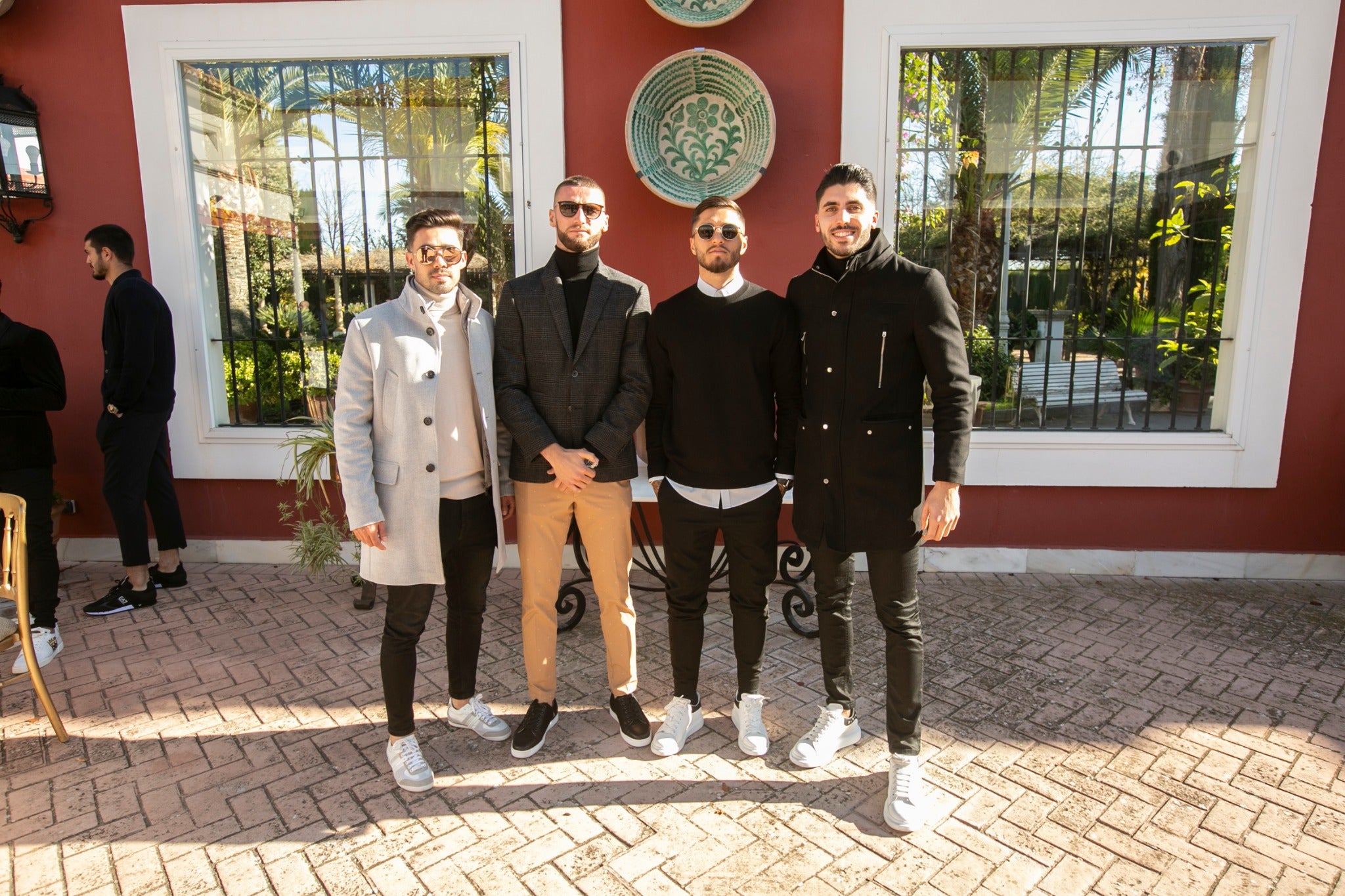 Futbolistas, miembros de los diferentes cuerpos técnicos y directivos en la comida de Navidad del Granada