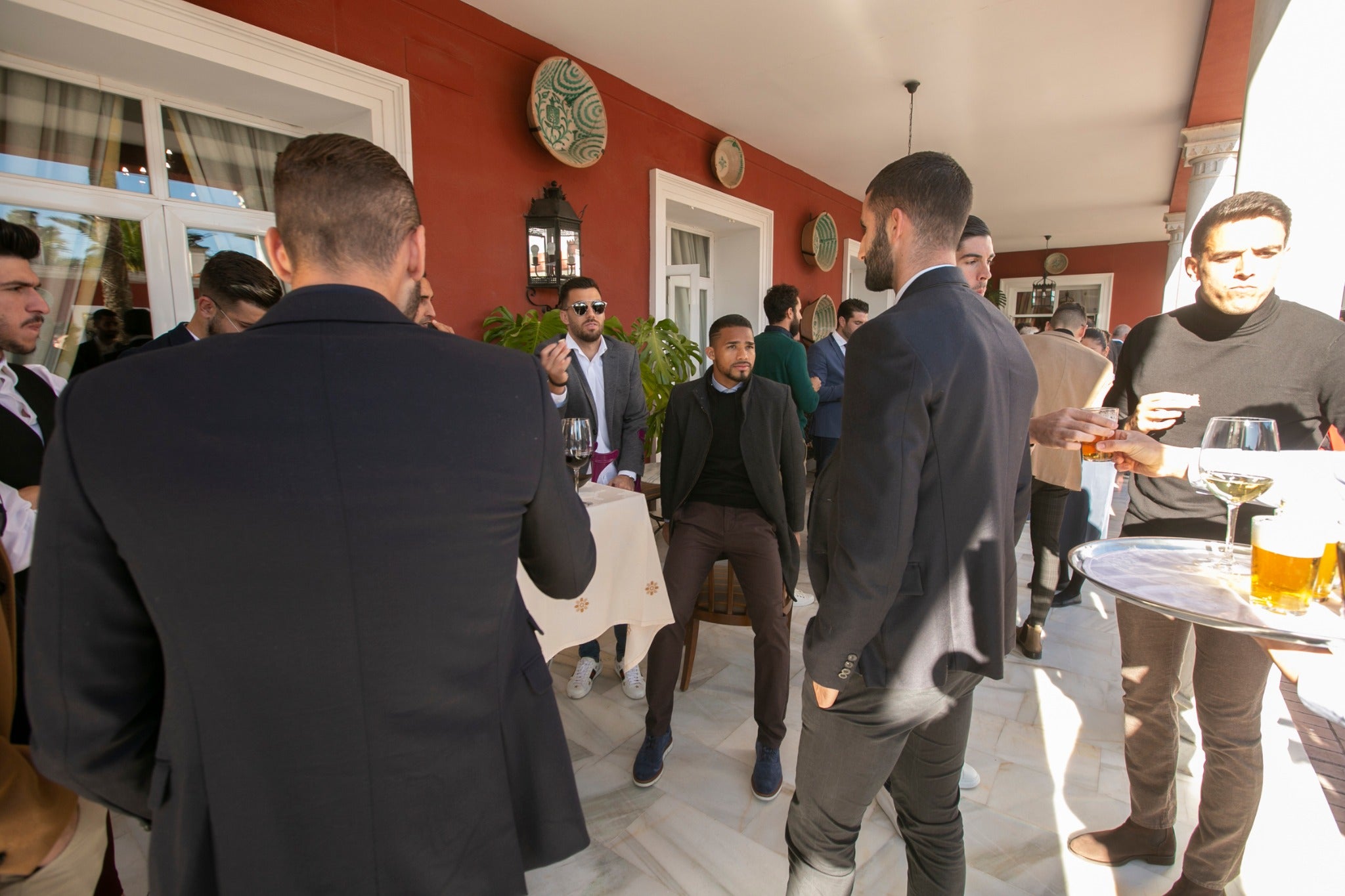 Futbolistas, miembros de los diferentes cuerpos técnicos y directivos en la comida de Navidad del Granada