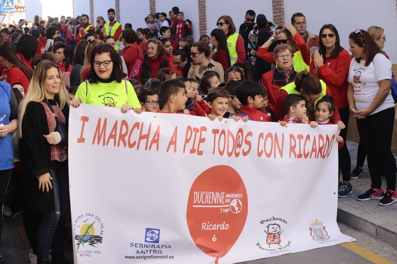 El niño de siete años motrileño que padece la enfermedad de Duchenne, una dolencia que causa distrofia muscular y que es degenerativa 