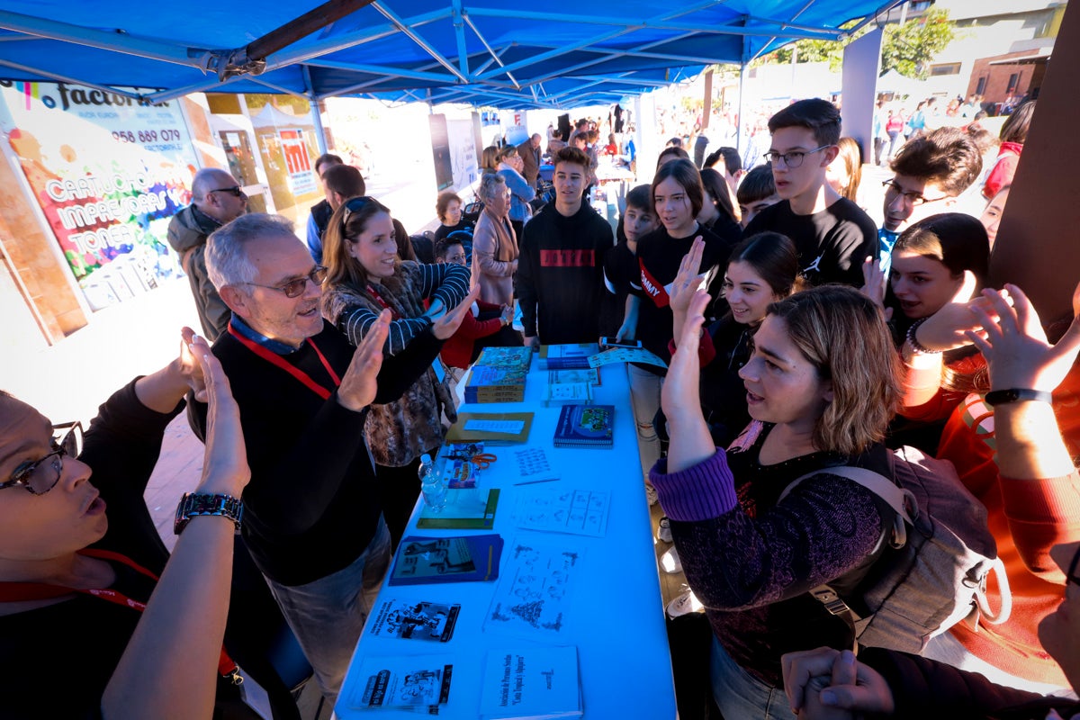 Esta nueva edición refuerza el carácter informativo al tiempo que destaca «la contribución fundamental a la sociedad» de las asociaciones locales