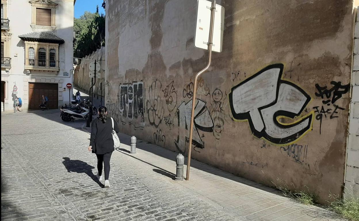 Aparcan la cámara 'antigrafiti' para el Cuarto Real por un error de cálculo en el proyecto