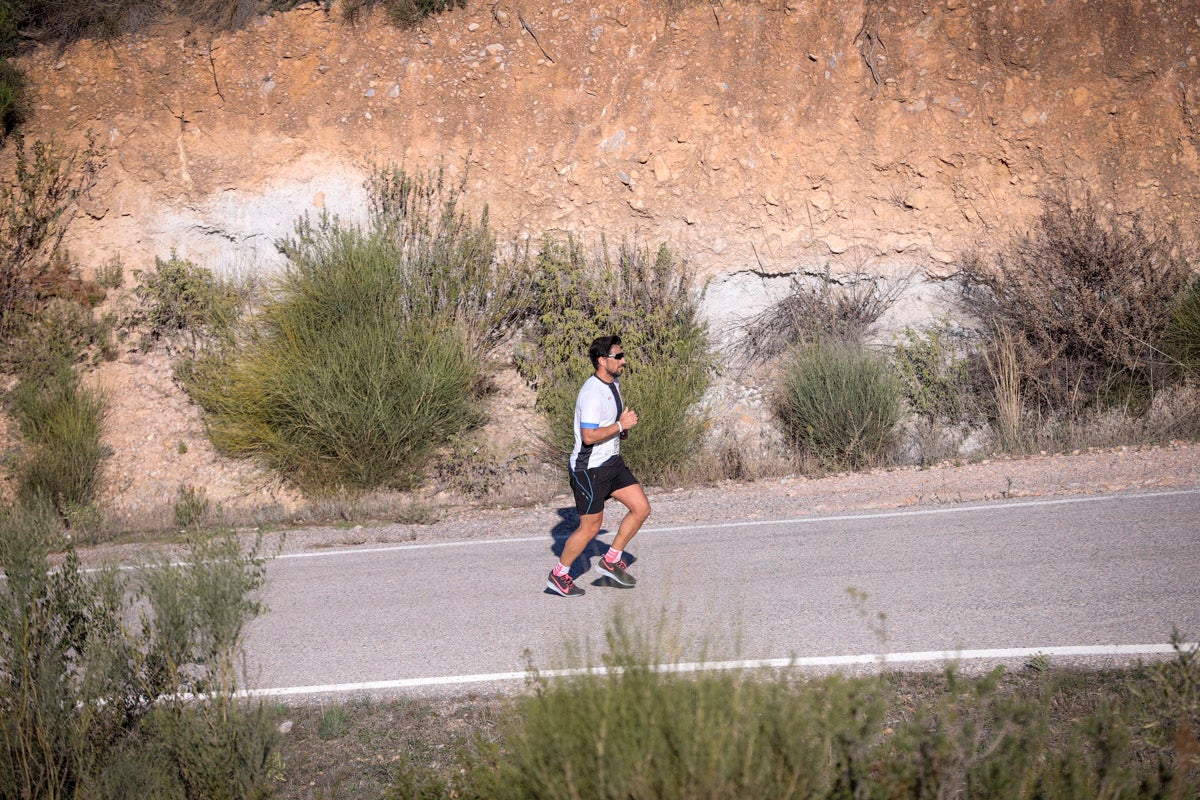 La XX Subida Pedestre al Conjuro arrancó a las 10 de la mañana, y los corredores tuvieron que enfrentarse a 17,8 kilometros en una mañana soleada
