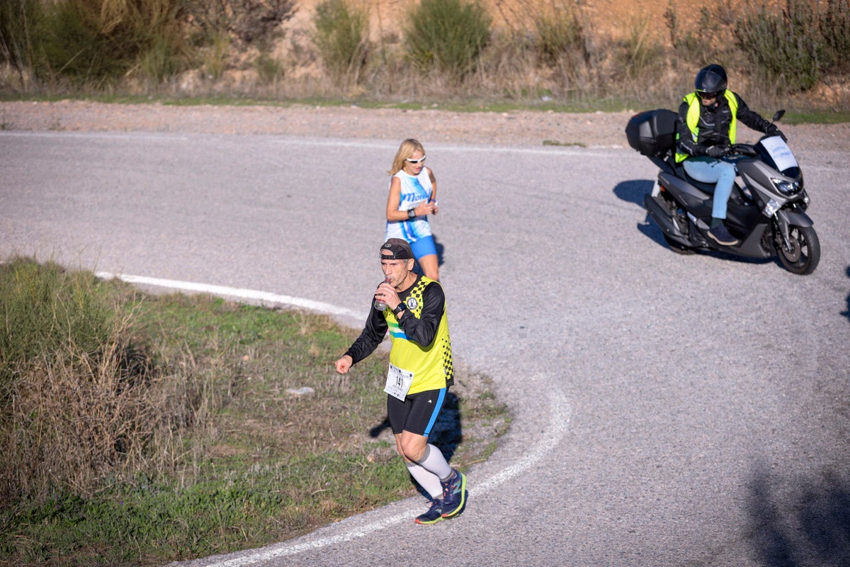 La XX Subida Pedestre al Conjuro arrancó a las 10 de la mañana, y los corredores tuvieron que enfrentarse a 17,8 kilometros en una mañana soleada