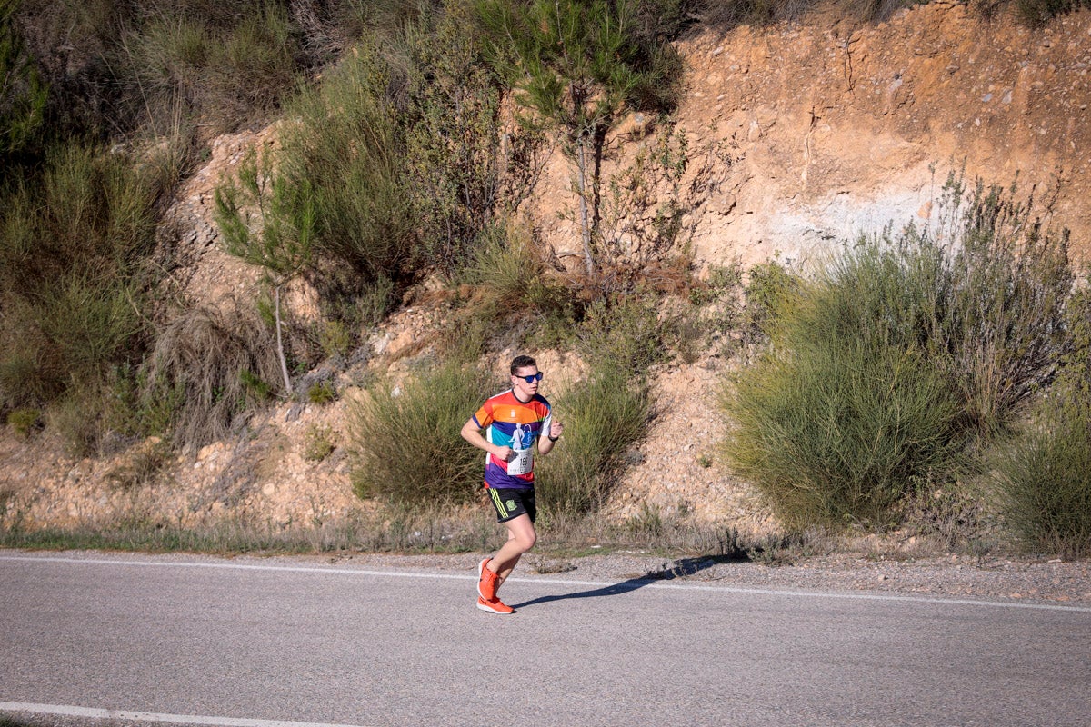 La XX Subida Pedestre al Conjuro arrancó a las 10 de la mañana, y los corredores tuvieron que enfrentarse a 17,8 kilometros en una mañana soleada