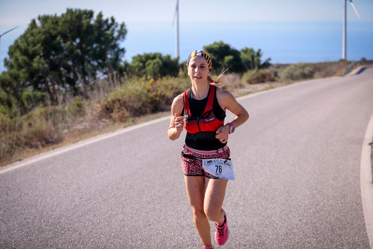 La XX Subida Pedestre al Conjuro arrancó a las 10 de la mañana, y los corredores tuvieron que enfrentarse a 17,8 kilometros en una mañana soleada