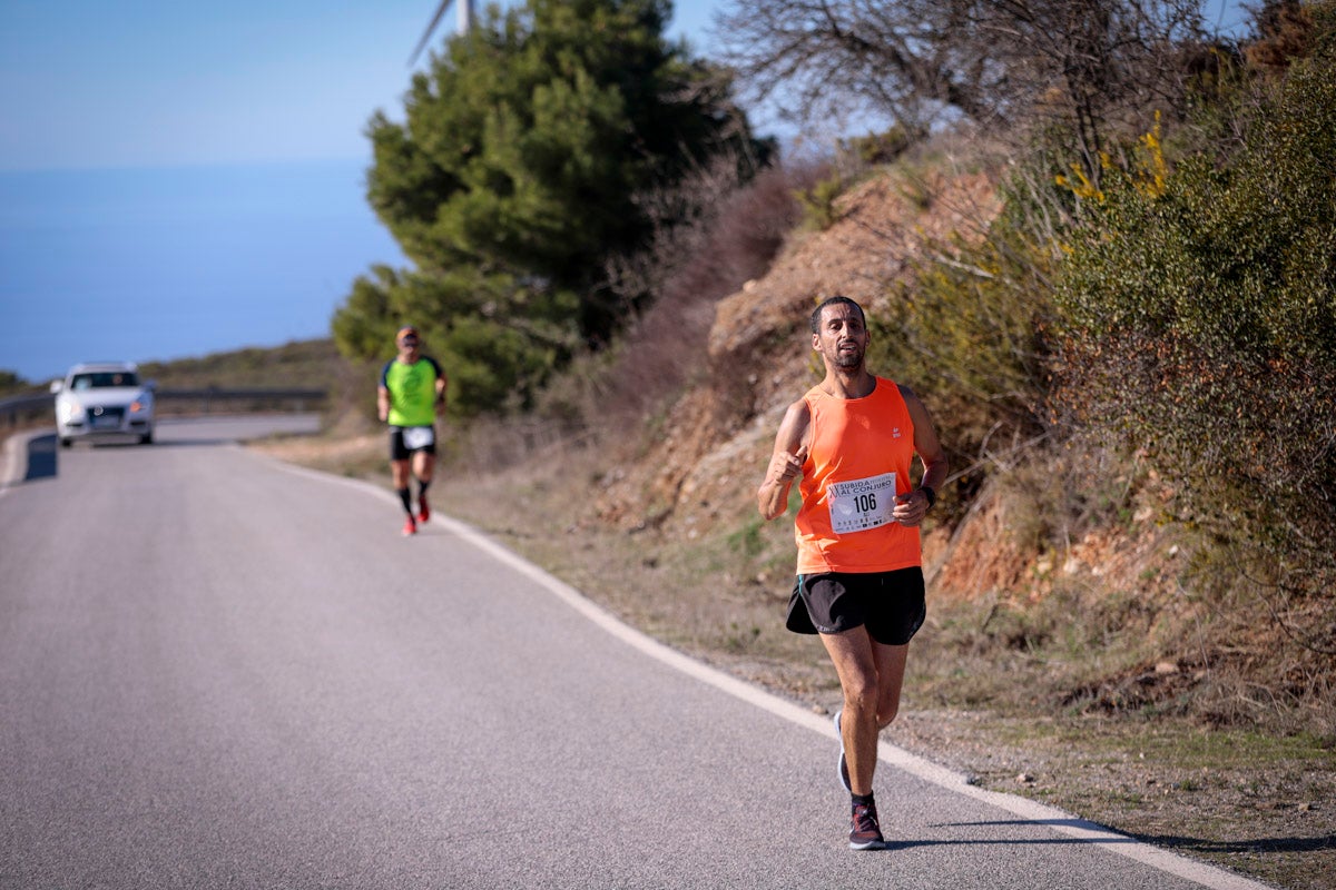 La XX Subida Pedestre al Conjuro arrancó a las 10 de la mañana, y los corredores tuvieron que enfrentarse a 17,8 kilometros en una mañana soleada