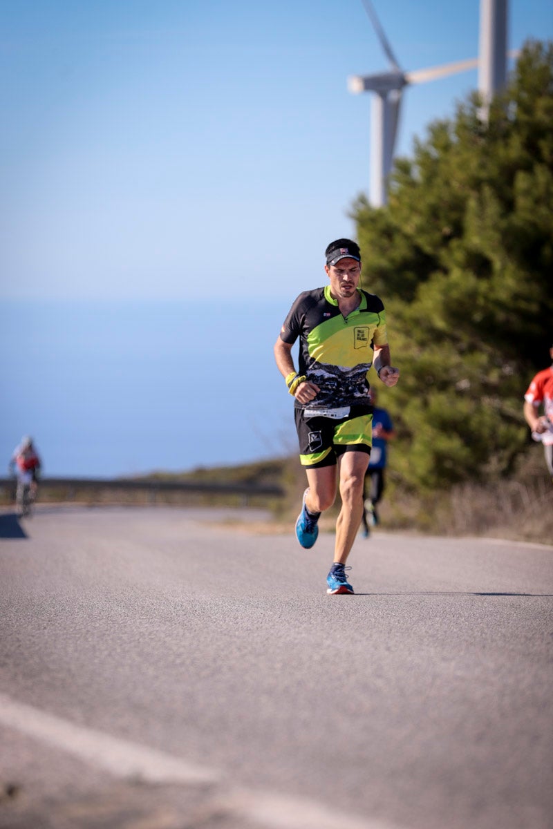 La XX Subida Pedestre al Conjuro arrancó a las 10 de la mañana, y los corredores tuvieron que enfrentarse a 17,8 kilometros en una mañana soleada
