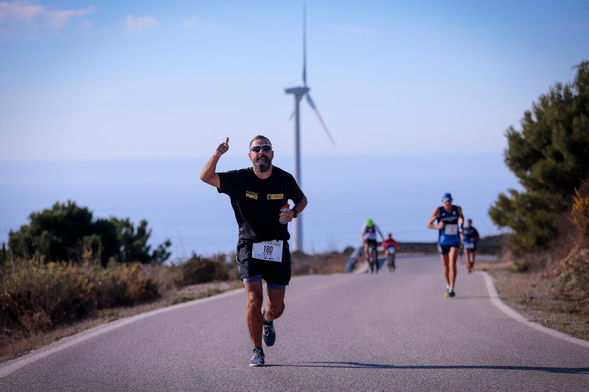 La XX Subida Pedestre al Conjuro arrancó a las 10 de la mañana, y los corredores tuvieron que enfrentarse a 17,8 kilometros en una mañana soleada