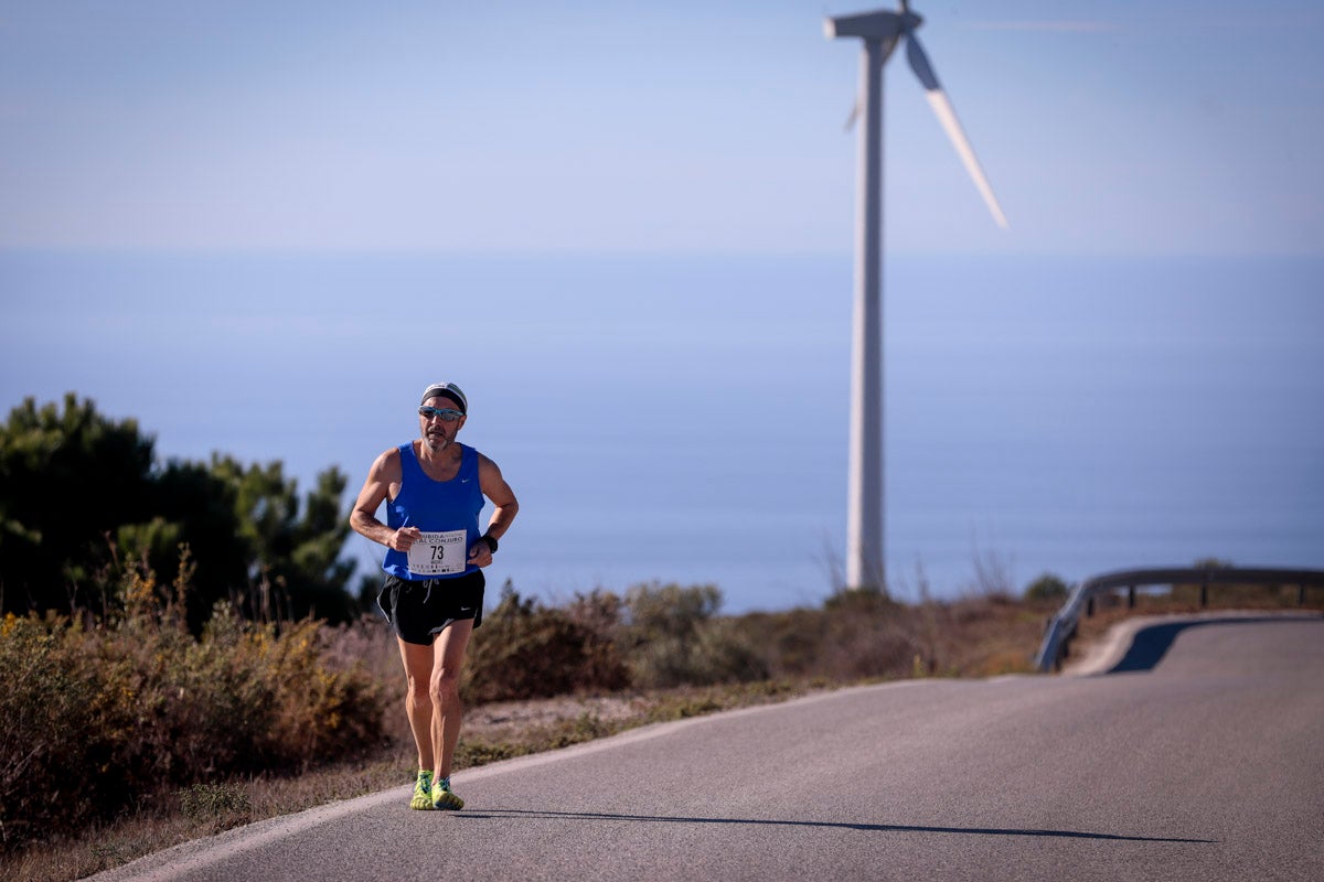 La XX Subida Pedestre al Conjuro arrancó a las 10 de la mañana, y los corredores tuvieron que enfrentarse a 17,8 kilometros en una mañana soleada