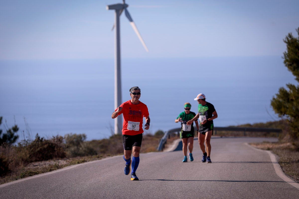La XX Subida Pedestre al Conjuro arrancó a las 10 de la mañana, y los corredores tuvieron que enfrentarse a 17,8 kilometros en una mañana soleada