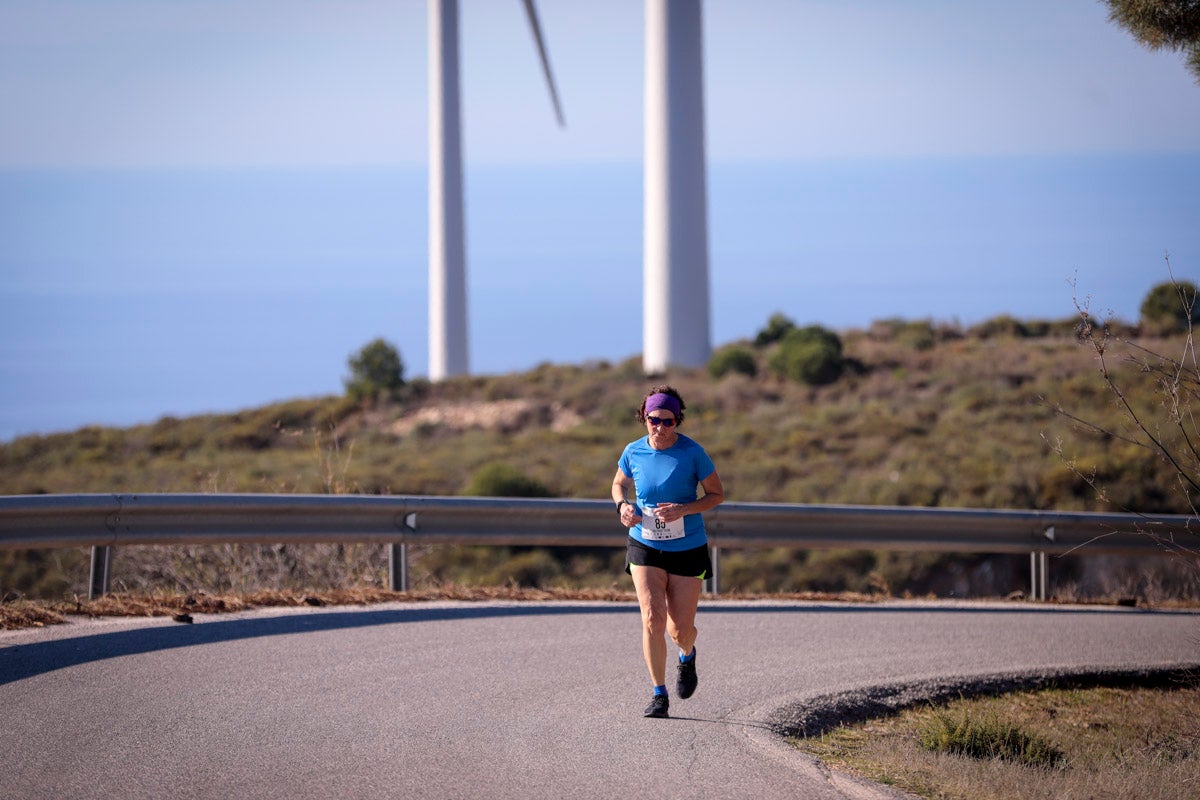 La XX Subida Pedestre al Conjuro arrancó a las 10 de la mañana, y los corredores tuvieron que enfrentarse a 17,8 kilometros en una mañana soleada