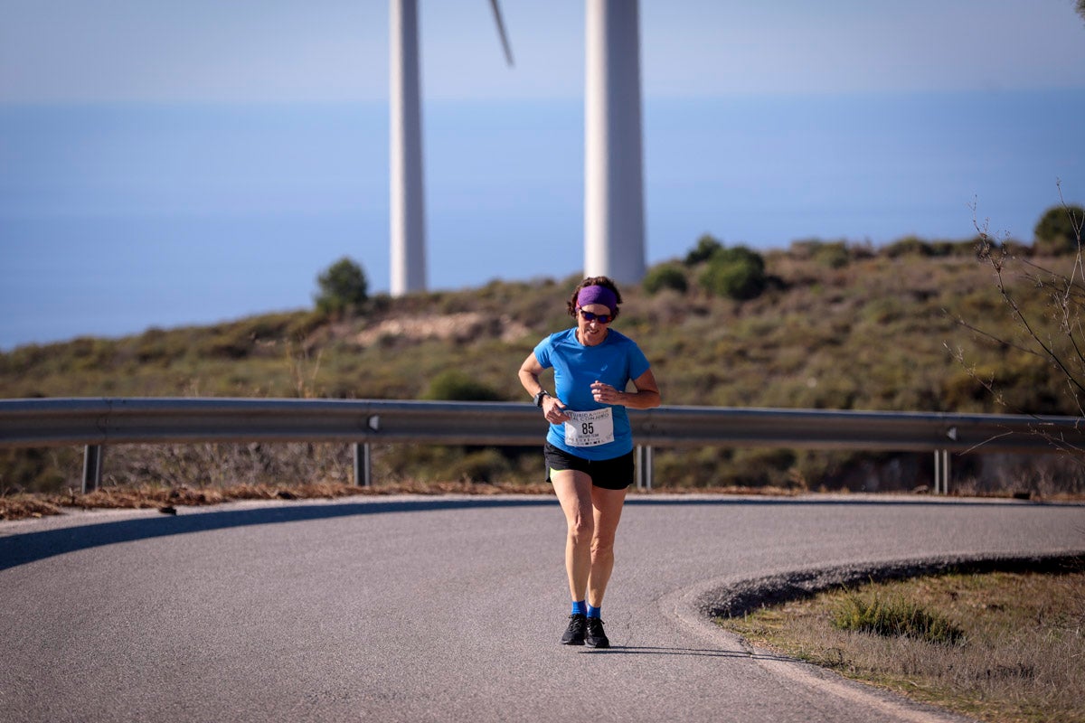 La XX Subida Pedestre al Conjuro arrancó a las 10 de la mañana, y los corredores tuvieron que enfrentarse a 17,8 kilometros en una mañana soleada