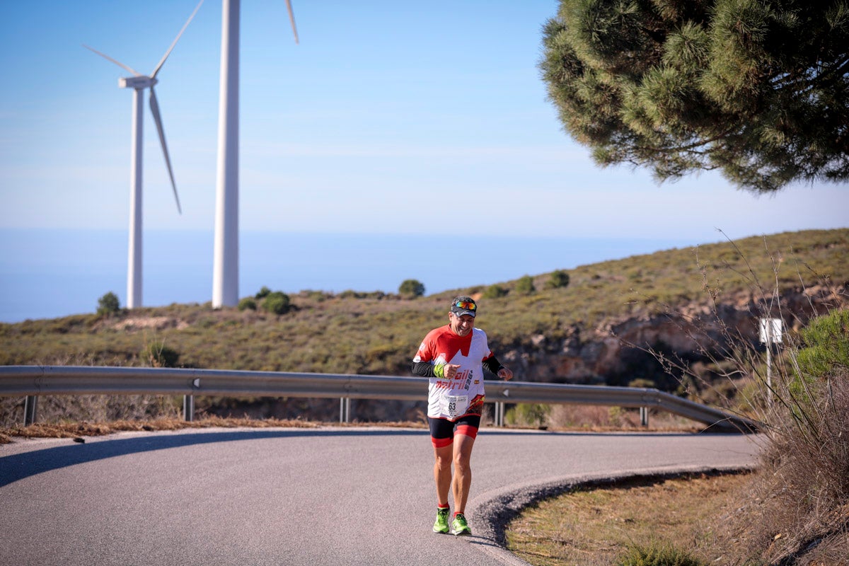 La XX Subida Pedestre al Conjuro arrancó a las 10 de la mañana, y los corredores tuvieron que enfrentarse a 17,8 kilometros en una mañana soleada